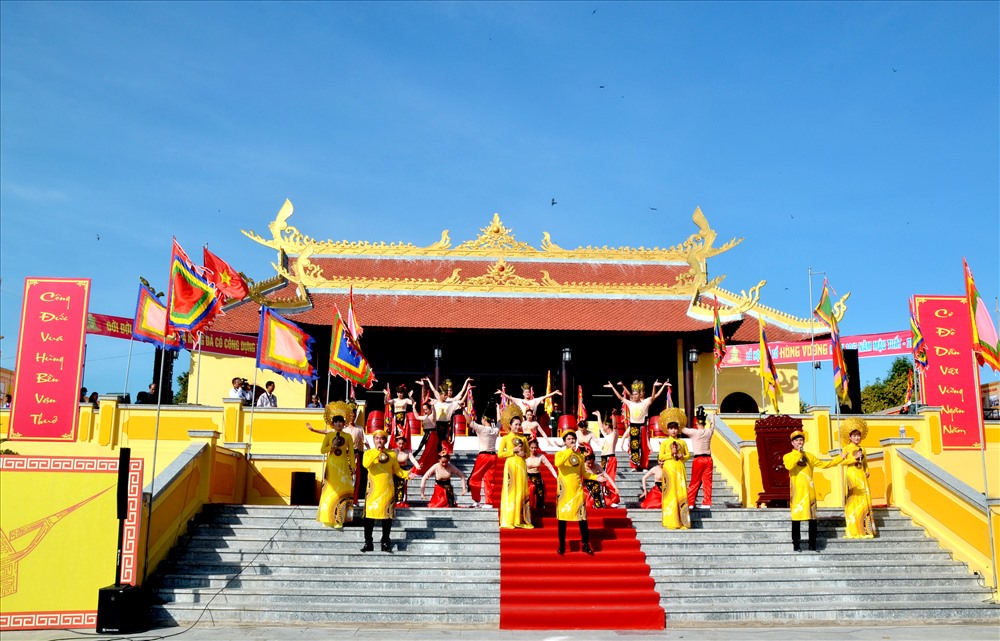 Đền thờ Quốc tổ Hùng Vương