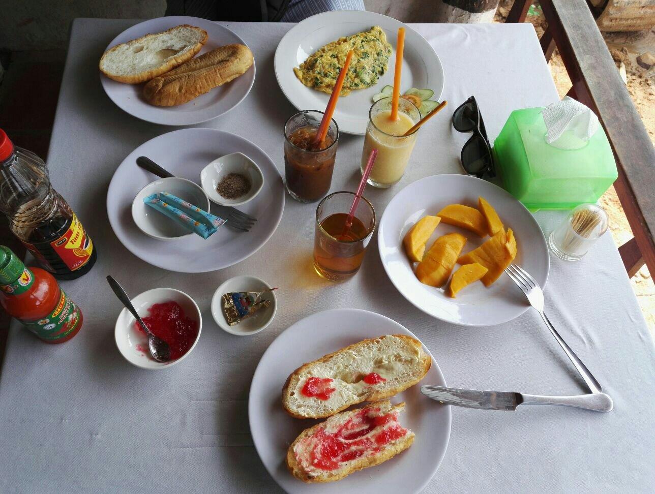Yen Ha-Cua Can Restaurant