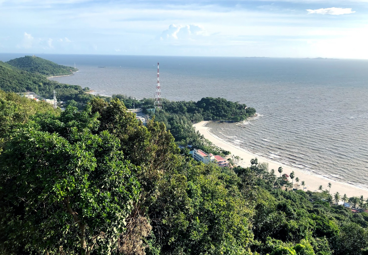 Di tích thắng cảnh Mũi Nai